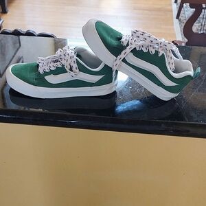 Vans Green and White Old Skool Low-Top Sneakers Women's 7.5